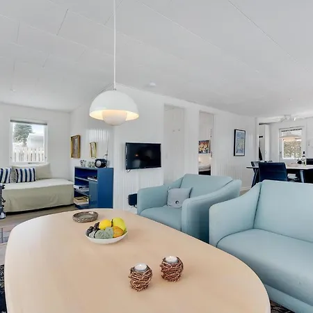 Holiday home Lurifax