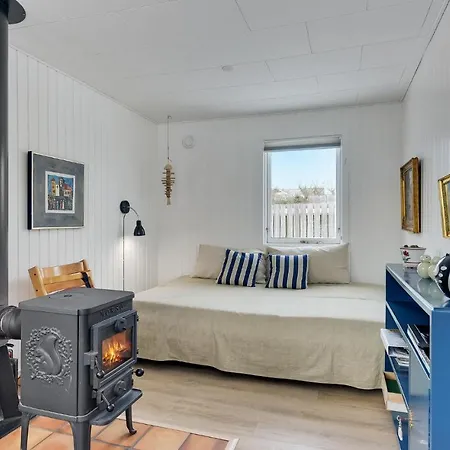 Holiday home Lurifax Hejls